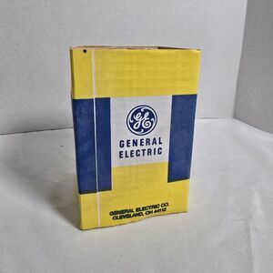 GENERAL ELECTRIC Vintage 50 Watt 120 Volt Bulb Flood Light Reflector Lamp Prop